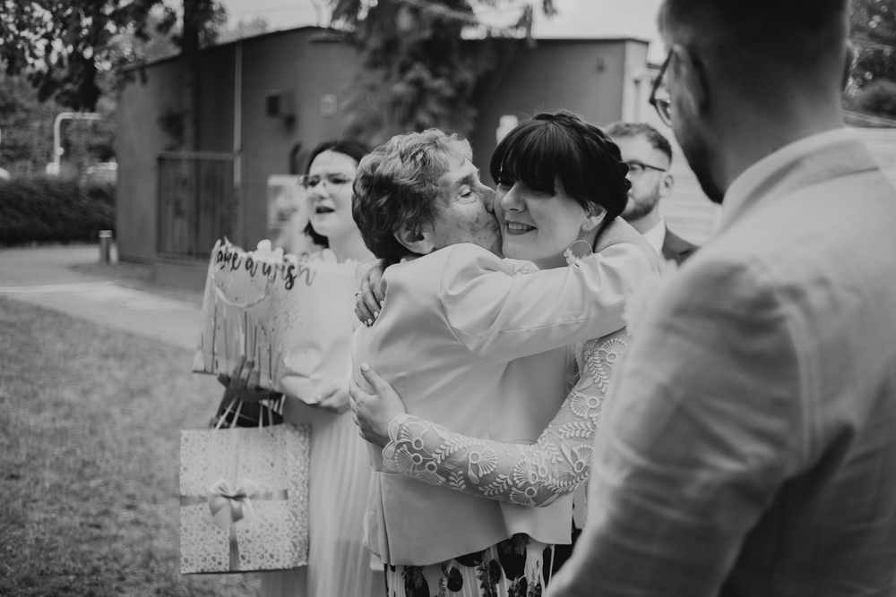 Miłość w pełnym rozkwicie na weselnym przyjęciu w Poznaniu