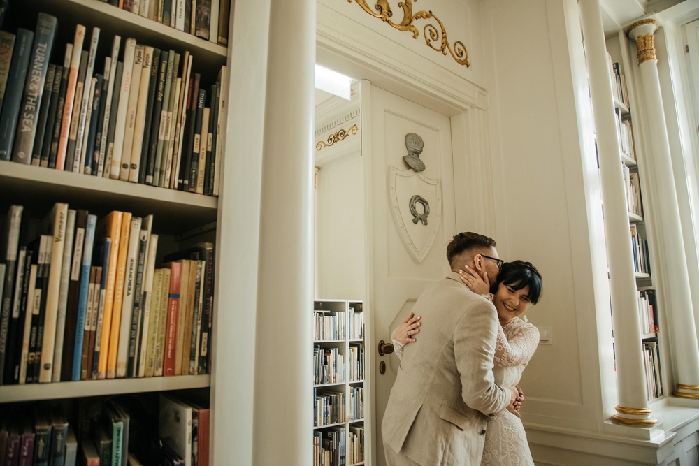 Miłość, książki i Biblioteka Raczyńskich - idealna kombinacja na ślubny dzień
